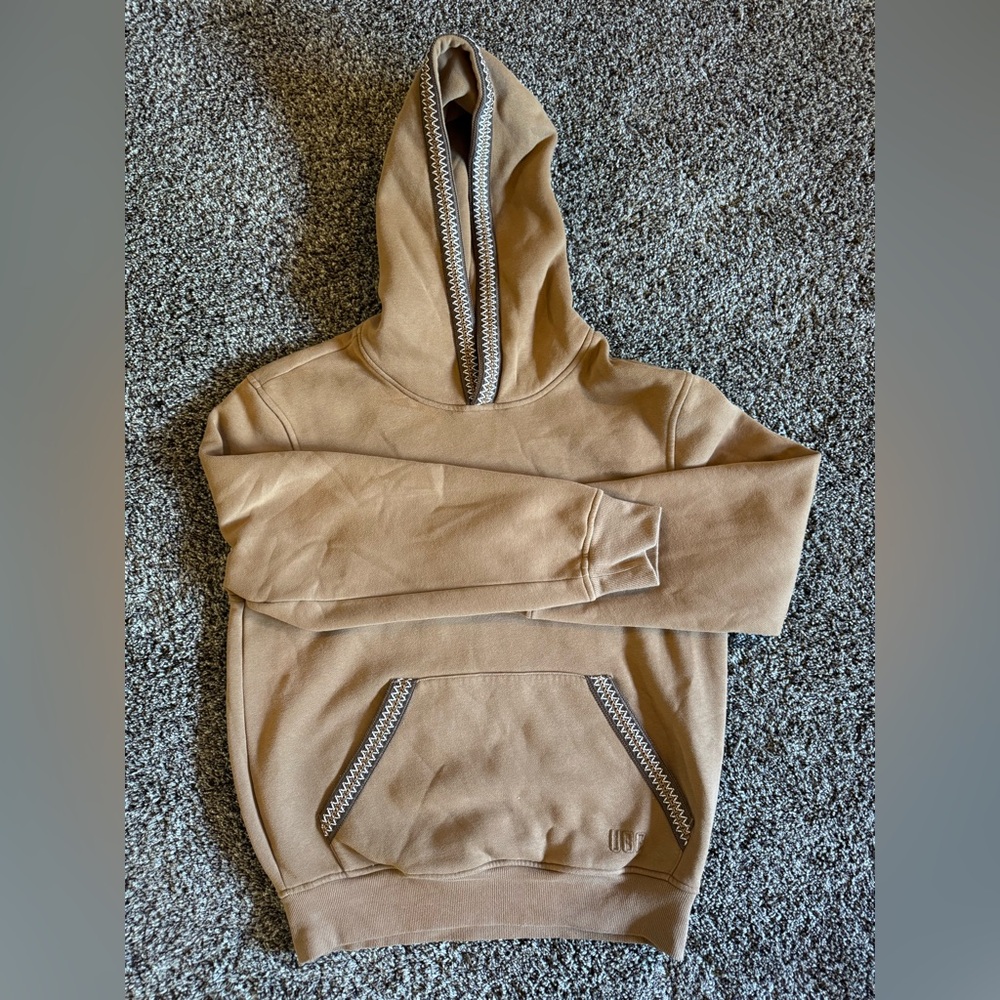 UGG TASMAN pullover hoodie, men’s size small, color chestnut